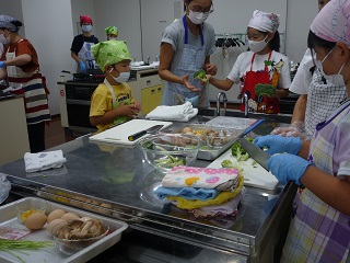 写真：調理の様子