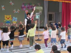 写真：信号機を使った教室の風景