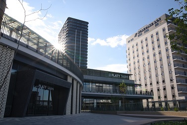 写真：施設建築物全景