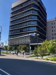 写真：カラー講座まちの色編、街歩きの様子