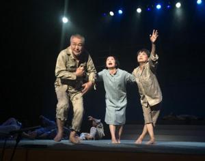 写真：公演の様子