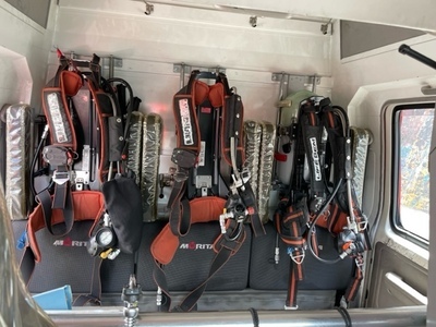 写真：空気呼吸器