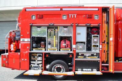 写真：救助工作車右側2