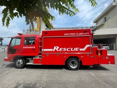 写真：旧救助工作車左側