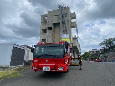 写真：梯子車前側