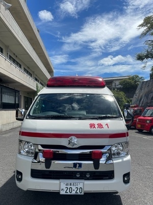 写真：救急1号車正面