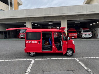 写真:支援車右側ドア開き