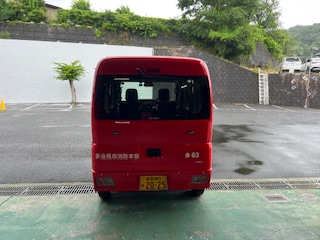 写真:査察車後方