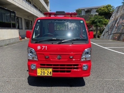 写真：軽トラック正面