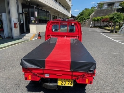 写真：軽トラック後方