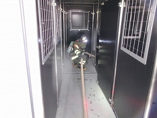 写真：迷路室での訓練1