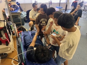 写真：救命士体験2