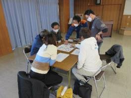 写真：ブース検討会