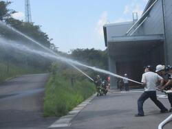 写真：放水訓練