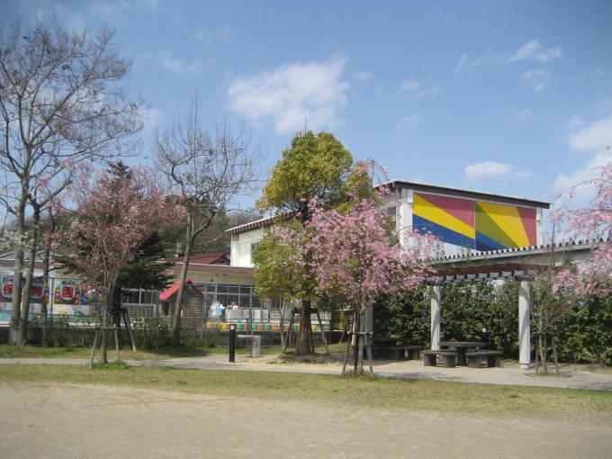 写真：小泉保育園外観