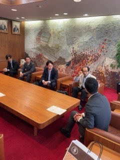 写真：面談（株式会社八洲）