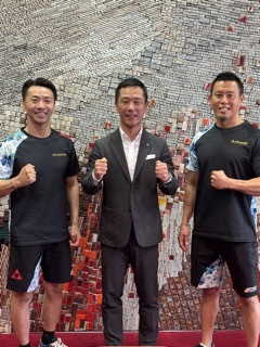 写真：スポーツマスターズ出場の小嶋健司さんと小栗陽介さん　表敬訪問