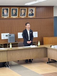 写真：美濃焼タイル振興協議会での市長