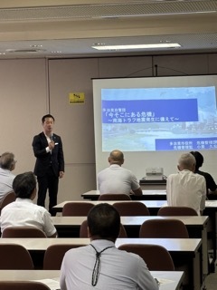 写真：自警団勉強会の様子