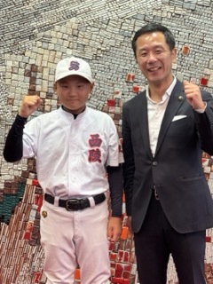 写真：軟式野球フェスティバル2025に出場する選手　表敬訪問の様子