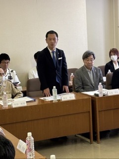 写真：「やくならマグカップも」活用推進協議会