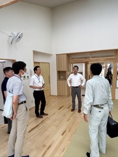 写真：笠原こども園視察2