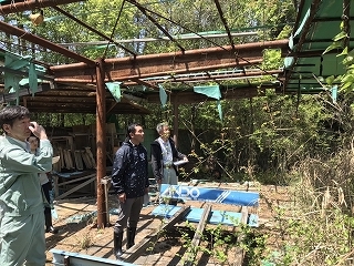 写真：旧多治見市射撃場跡地視察