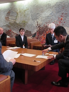 写真：東海環状自動車道中東濃地域建設協議会の会計検査