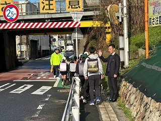 写真：交通安全活動視察