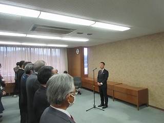 写真：年始のご挨拶、仕事始め式