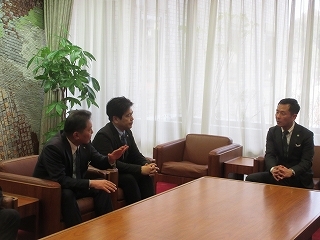 写真：面談（東濃鉄道株式会社）