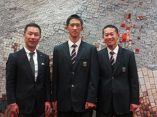 写真：表敬訪問（中京高等学校軟式野球部員）