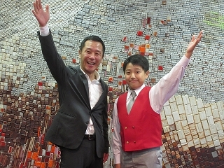 写真：表敬訪問（第8回日本ジュニア声楽コンクール2024優秀賞受賞者）