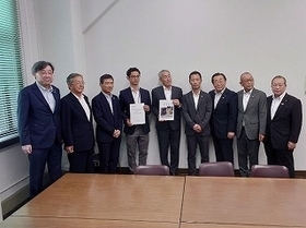 写真：東濃西部都市間連絡道路要望活動1