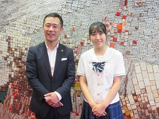 写真：表敬訪問（全国高等学校ゴルフ選手権大会など出場者）