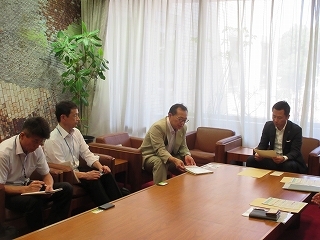 写真：面談（東海農政局岐阜県拠点地方参事官ら）