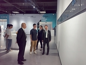 写真：景徳鎮陶瓷大学、景徳鎮国際陶芸ビエンナーレ視察1