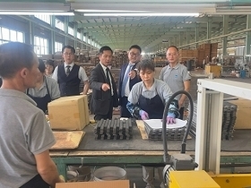 写真：景徳鎮アイコットリョーワ陶瓷有限公司視察2