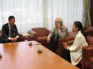 写真：面談（関西地区市政アドバイザー）