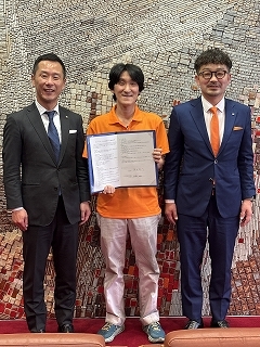 写真：4月25日表敬訪問（創意工夫功労者賞受賞者）