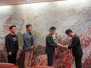 写真：能登半島地震災害義援金受領