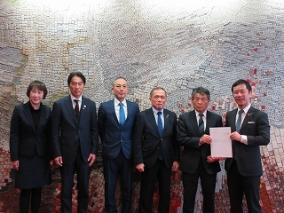 写真:岐阜電業協会多治見部会から要望書受領