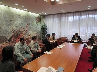 写真:能登半島地震被災地派遣者からの活動報告と激励