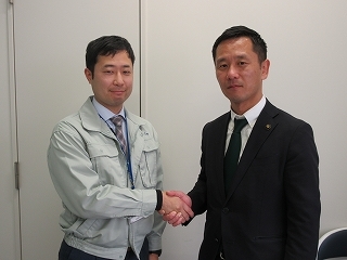 写真：1月10日能登半島地震被災者支援派遣者を激励