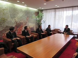 写真：面談（東海旅客鉄道株式会社執行役員ら）