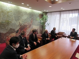 写真：面談（大日本・井戸・新興特定建設工事共同企業体役員）