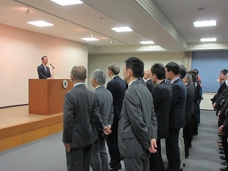 写真：本庁舎仕事納め式