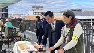 写真：森わら祭り