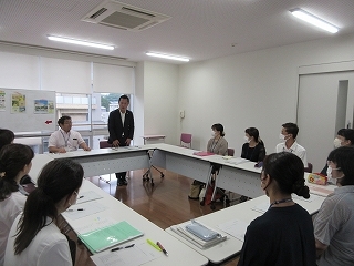 写真：幼稚園、保育園の先生との意見交換会
