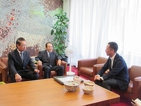 写真：表敬訪問（蔵珍窯）1